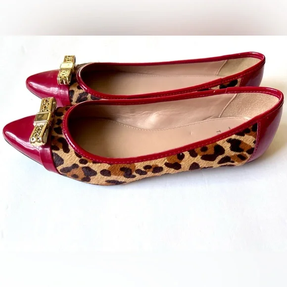 Tabita NEW Leopard Print Pointed Toe Ballet Flats Red Trim Gold Bow NWOT Size 6 - Picture 2 of 9